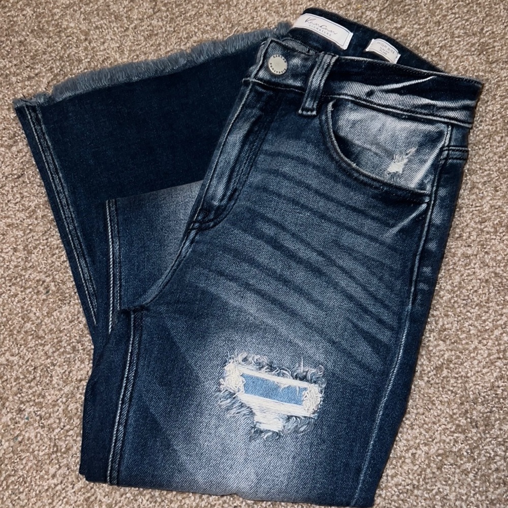 Kancan signature flares